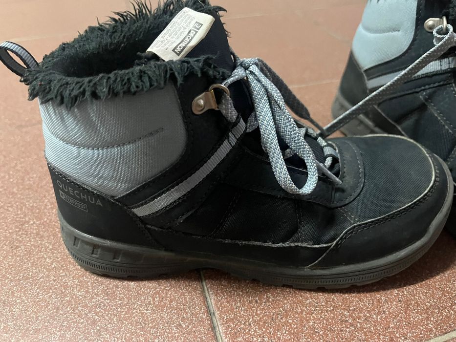 Vendo botas neve impermeaveis crianca