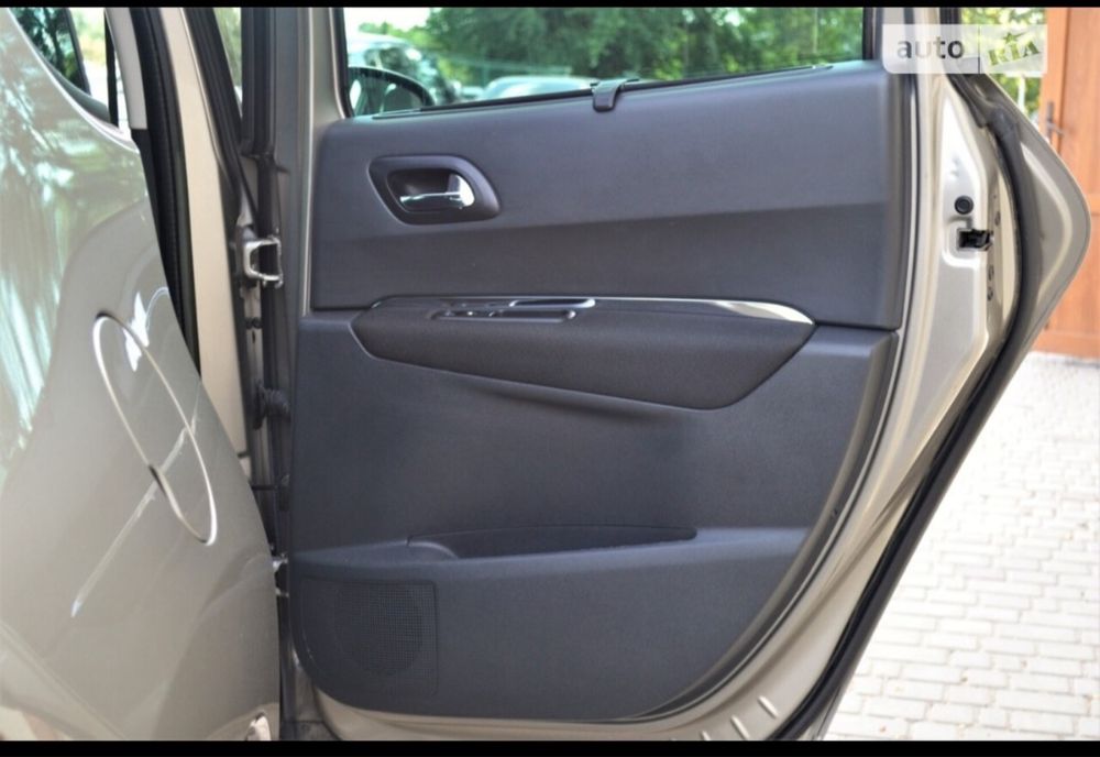 Продам Peugeot 3008