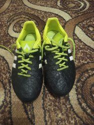 Продам бутси, б/у