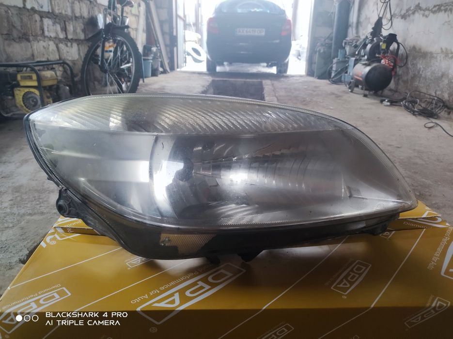 Фари передні skoda fabia 2 ціна за дві !