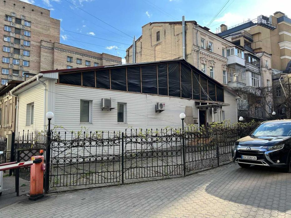 Без% офіс Голосіївський р-н вул. Саксаганського 38А