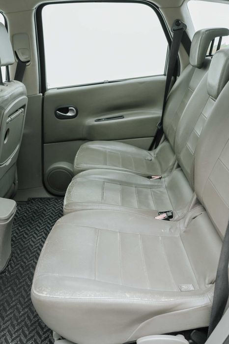 Renaut Scenic Automovel Familiar