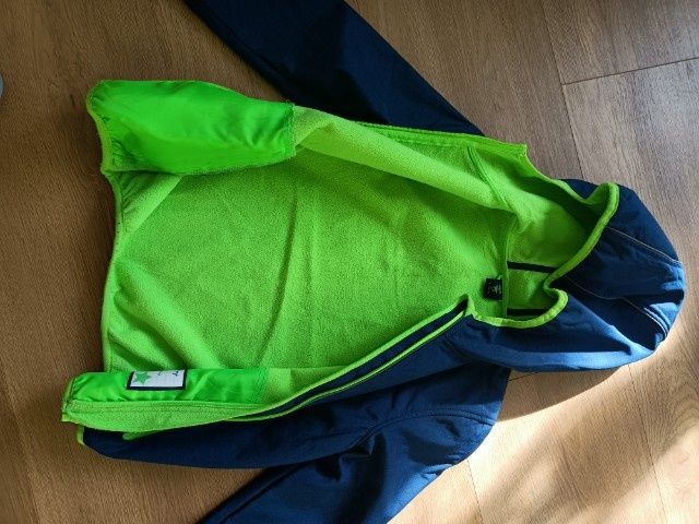 Sprzedam kurtkę wiosna jesień 122