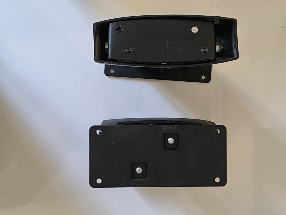 Крепление настенное полочных колонок