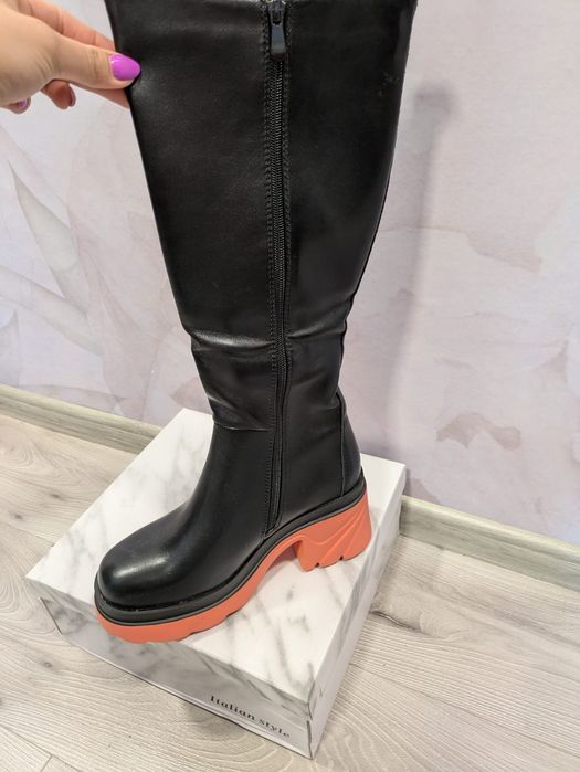 Czarne długie kozaki ocieplane 39 nowe