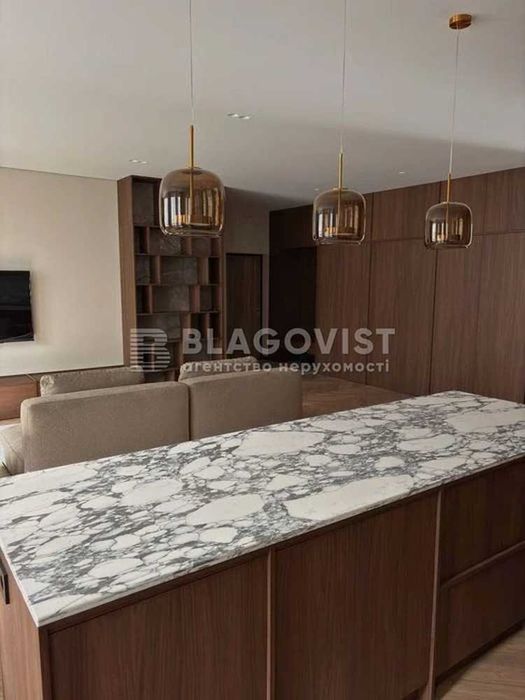 Продам 3 кімнатної квартири вул  Бульварно-Кудрявська 17 ЖК Ярославів Град