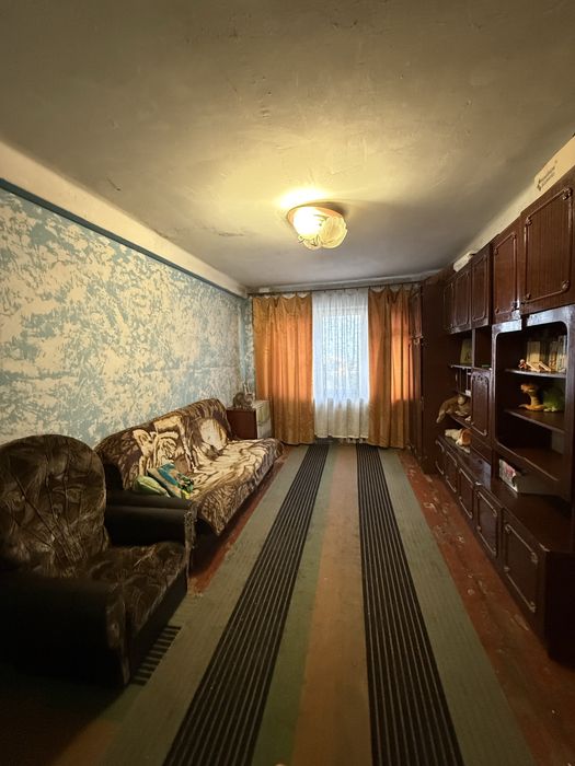 Продаж 2 ком. Черемушки р-н ЦНАПА