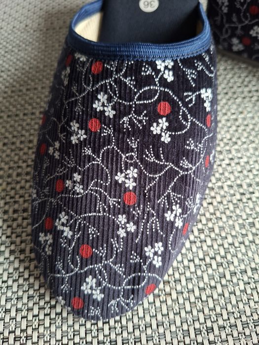 Ręcznie robione pantofle damskie z bawełny