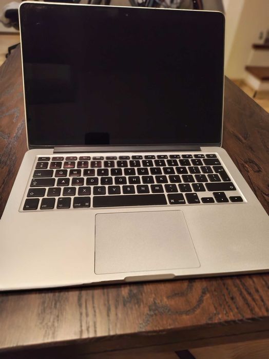 MacBook Pro 13 Retina 2015 | i5 | 16 GB RAM | 256 GB SSD | Bateria 107 cykli!