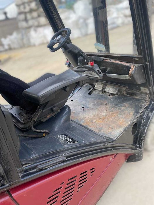 Газовий вилковий навантажувач Linde H25T, 2.5 т, 2007 рік