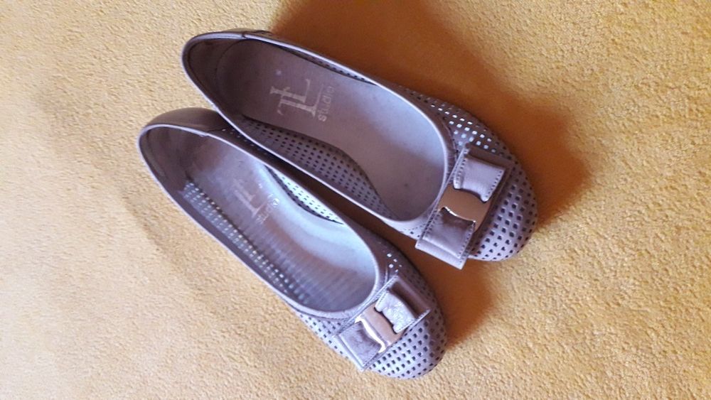 Sprzedam buty skórzane