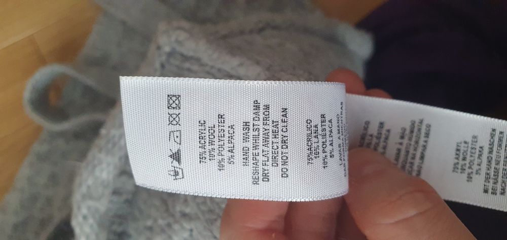 Bezrękawnik wiązany wełna aplaka r 40/42