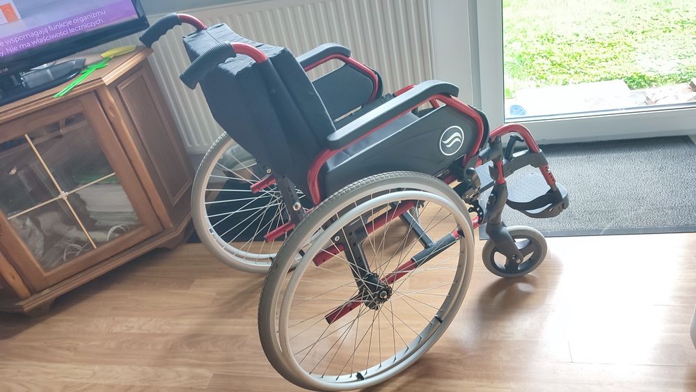 Sprzedam wózek inwalidzki