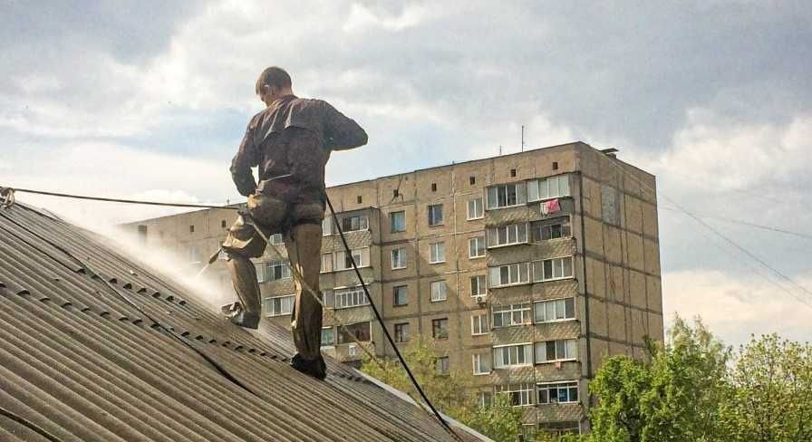 Мийка дахів, фасадів, бруківки!
