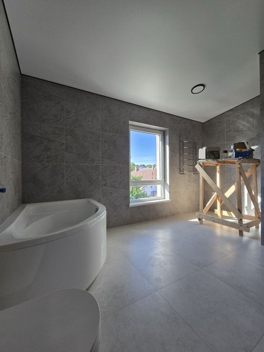 Продаж елітного ТАУНХАУСА, ФІНАЛЬНИЙ ЕТАП РЕМОНТУ, вул. Горіхівська