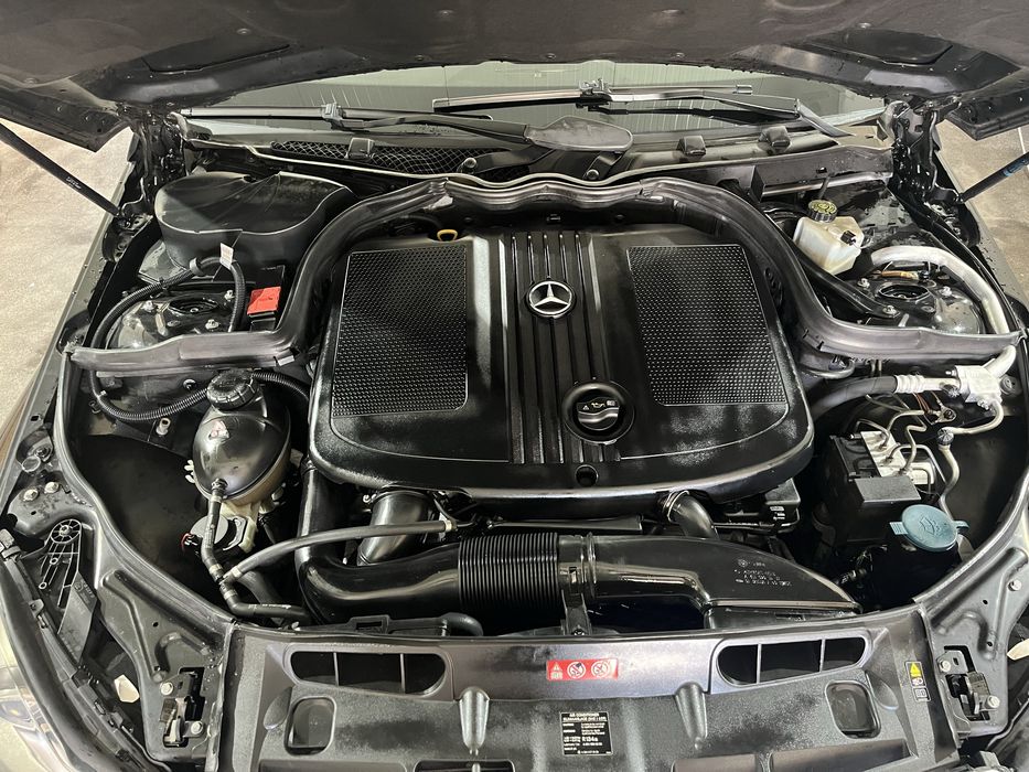 Mercedes bens c 220 cdi  amg