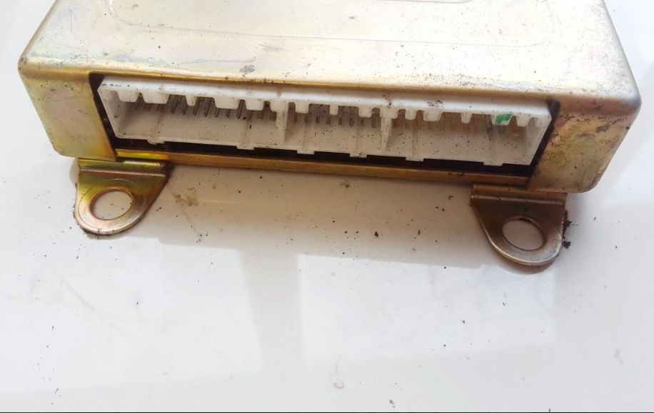 Mitsubishi Sigma Diamante 1990г..1995г зап части