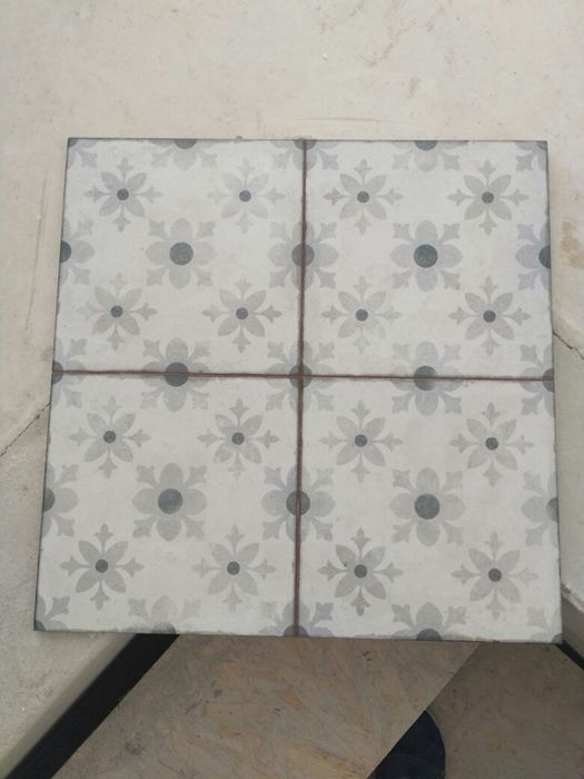 Gres szary kwiatuszki