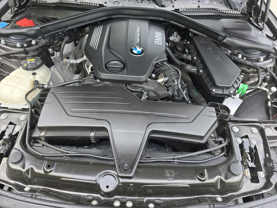 BMW  Seria 3  318 d  Edition  Luxury