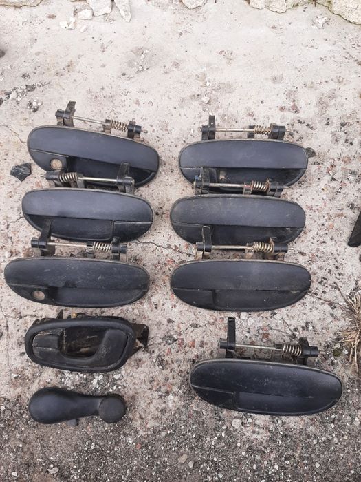 Дверні ручки, дзеркала заднього виду, стопи на Daewoo Lanos