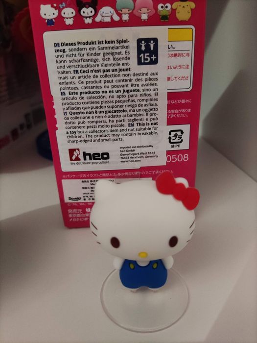 Hello Kitty Figure