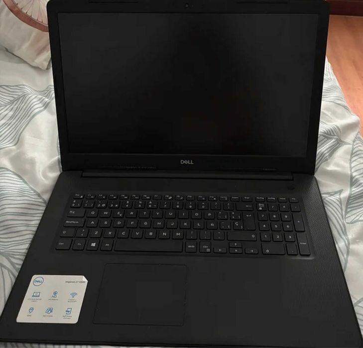 Dell Octacore 17.3" i7/8GB/1TB_Nvme como novo