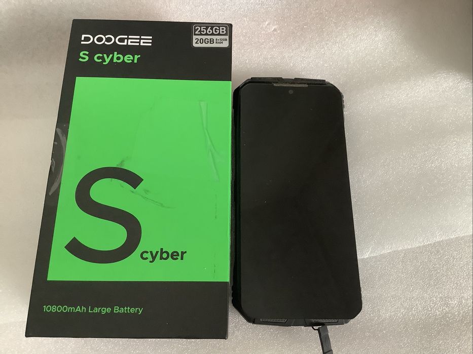 Smartphone Doogee S Cyber
