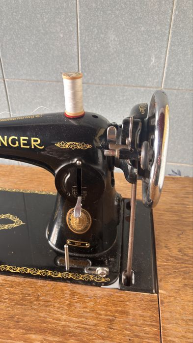 Maquina de costura Singer