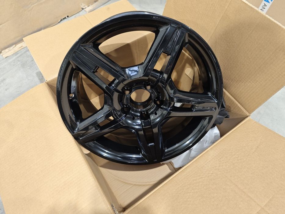 Felgi Aluminiowe Mercedes AMG 18'