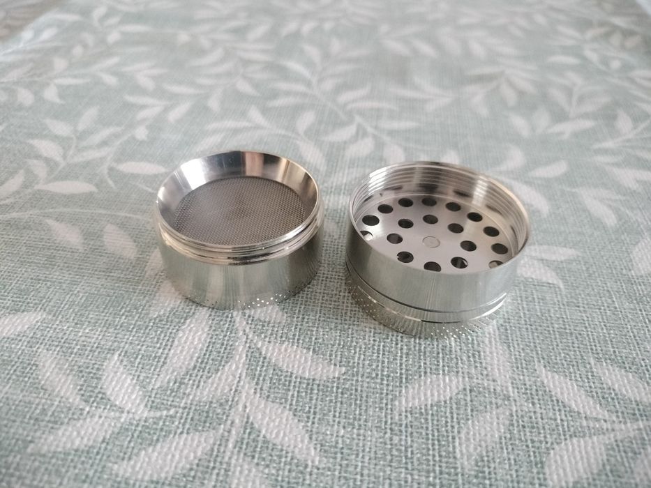 Grinder metalico (NOVO)