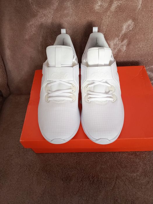 NOWE Adidasy Nike 40,5 Air Max Bella Tr 5