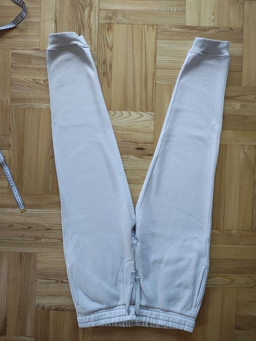 Spodnie dresowe chłopięce Reserved