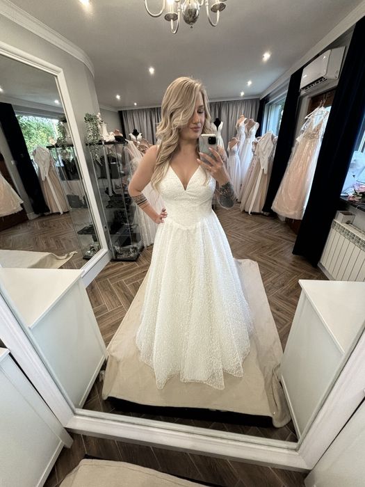 Suknia ślubna biała