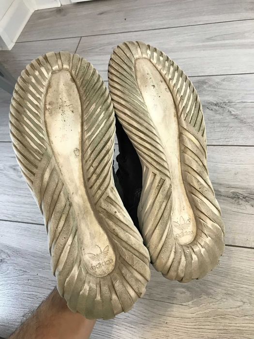 Buty Adidas Tubular Doom Primeknit rozm. 43,5