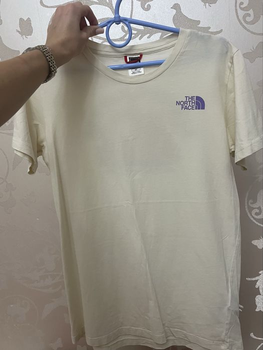 Футболка The North Face