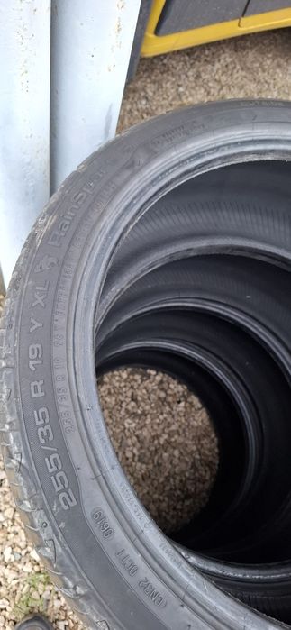 Opony 255/35/19 Uniroyal RainSport 3