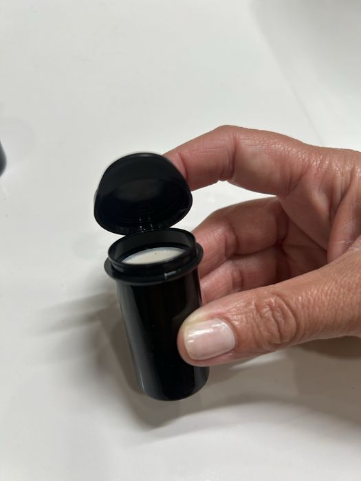 Geocaching containers