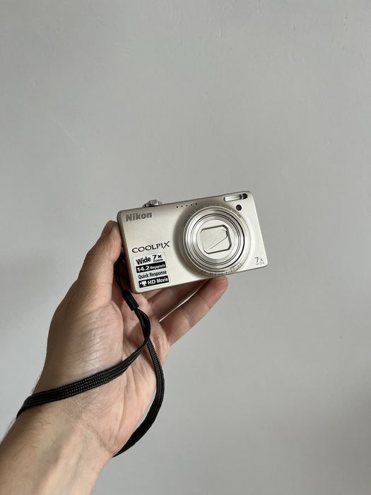 nikon coolpix s200 - купити цифрові фотокамери - Ціна на OLX.ua