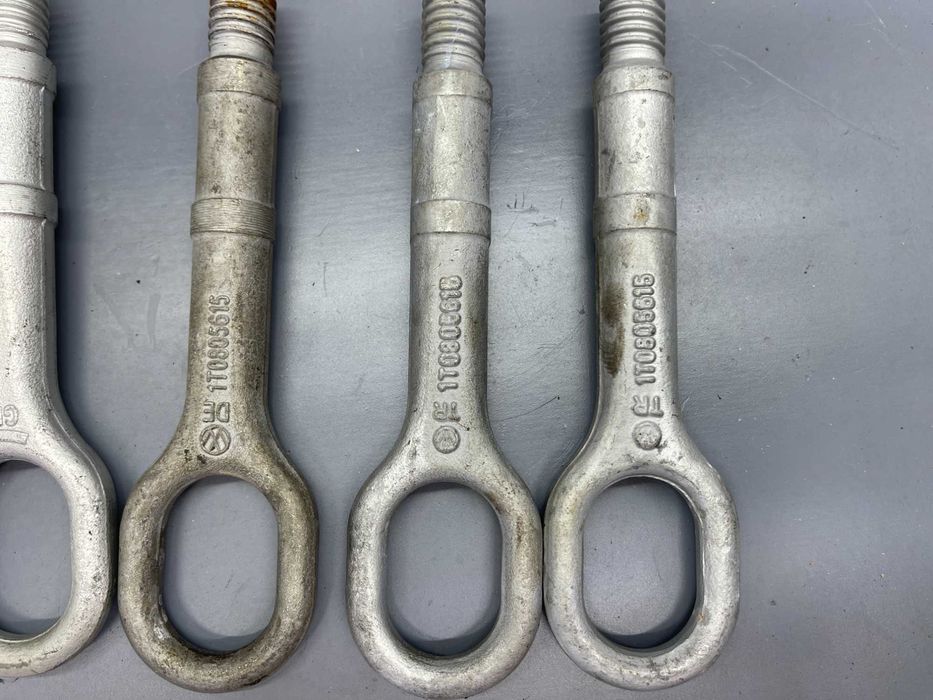 Гак буксировочний Гольф, крюк буксировочний Октавія А5, Тоуран, Пассат