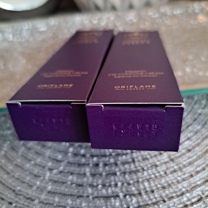Krem pod oczy Royal Velvet 2 sztuki Oriflame