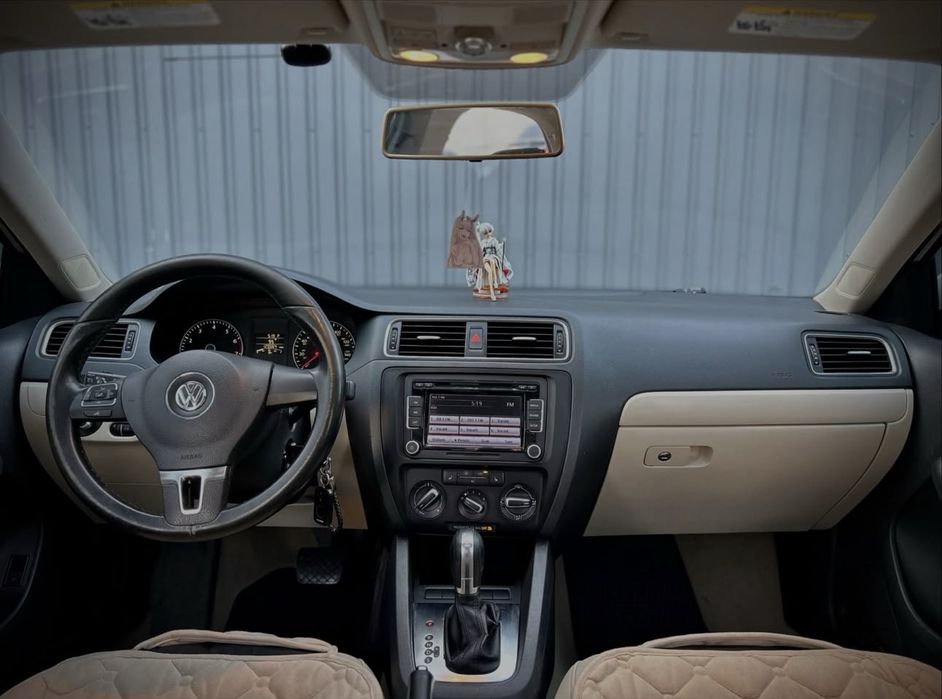 Volkswagen jetta VI