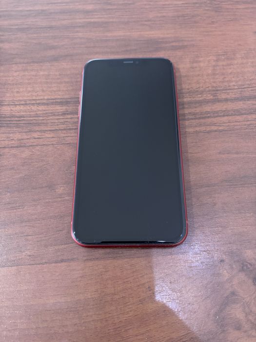 Iphone 11 64 GB super stan, czerwony