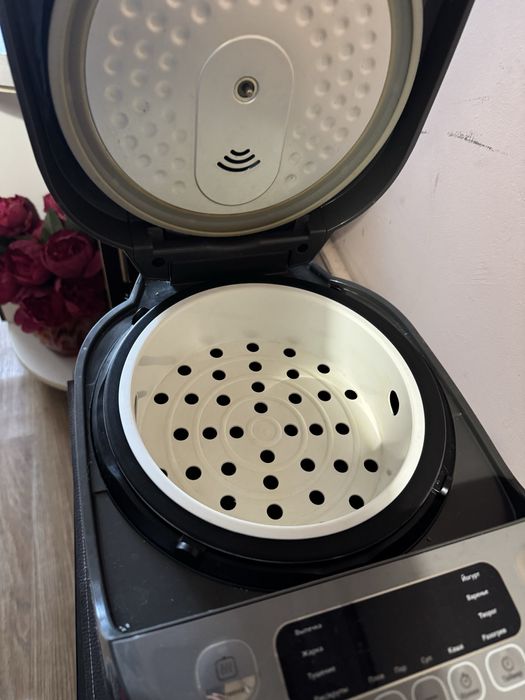 Мультіварка в гарному стані