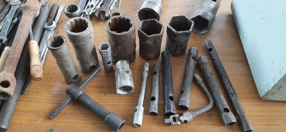 Автомати АК50-3..ключи ссср..двигатели..гофра военка