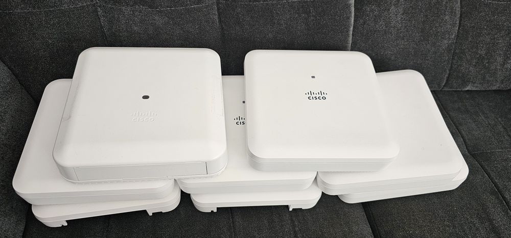 Sprzedam komplet profesjonalnych Access Pointów Cisco Aironet: