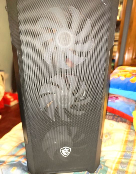 Caixa msi 4 fans514844013616189443