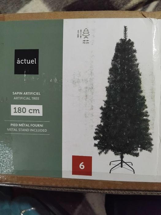 Arvore de natal  em bom estado