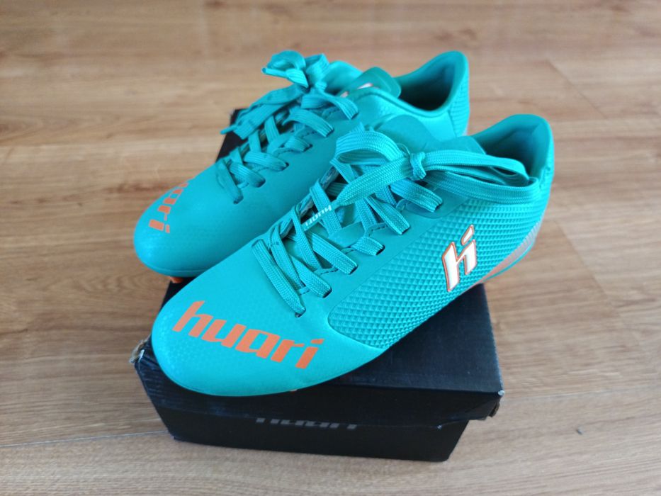 Buty do gry w piłkę nożną