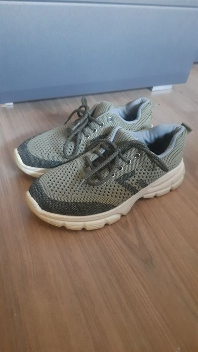 Кросівки спорт міські 39р