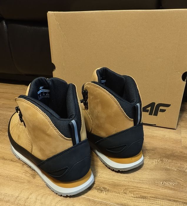 Sneakersy Męskie Skórzane Za Kostkę 4F Rozmiar 45 - 29 cm